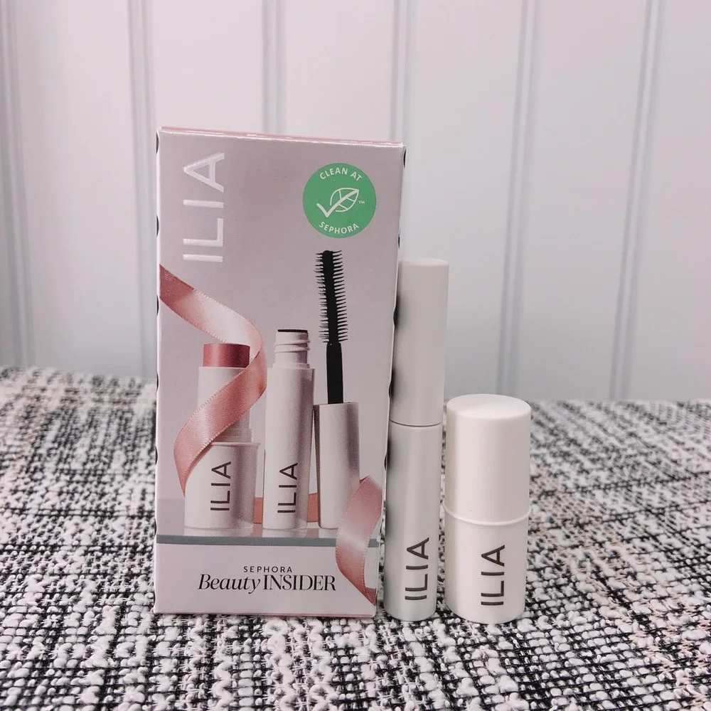 ILIA Beauty set - Picture 5 of 9